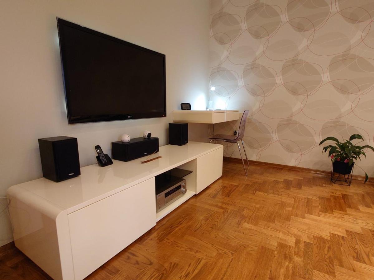 Apartman Mare Nostrum**** Apartment Rijeka Exterior photo